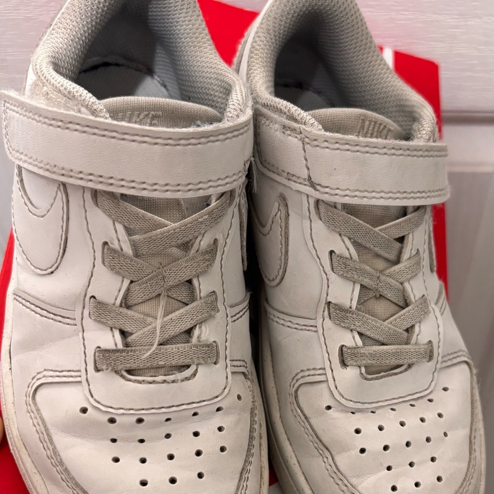 Nike Toddler White Sneakers 11C-unisex - Picture 5 of 5